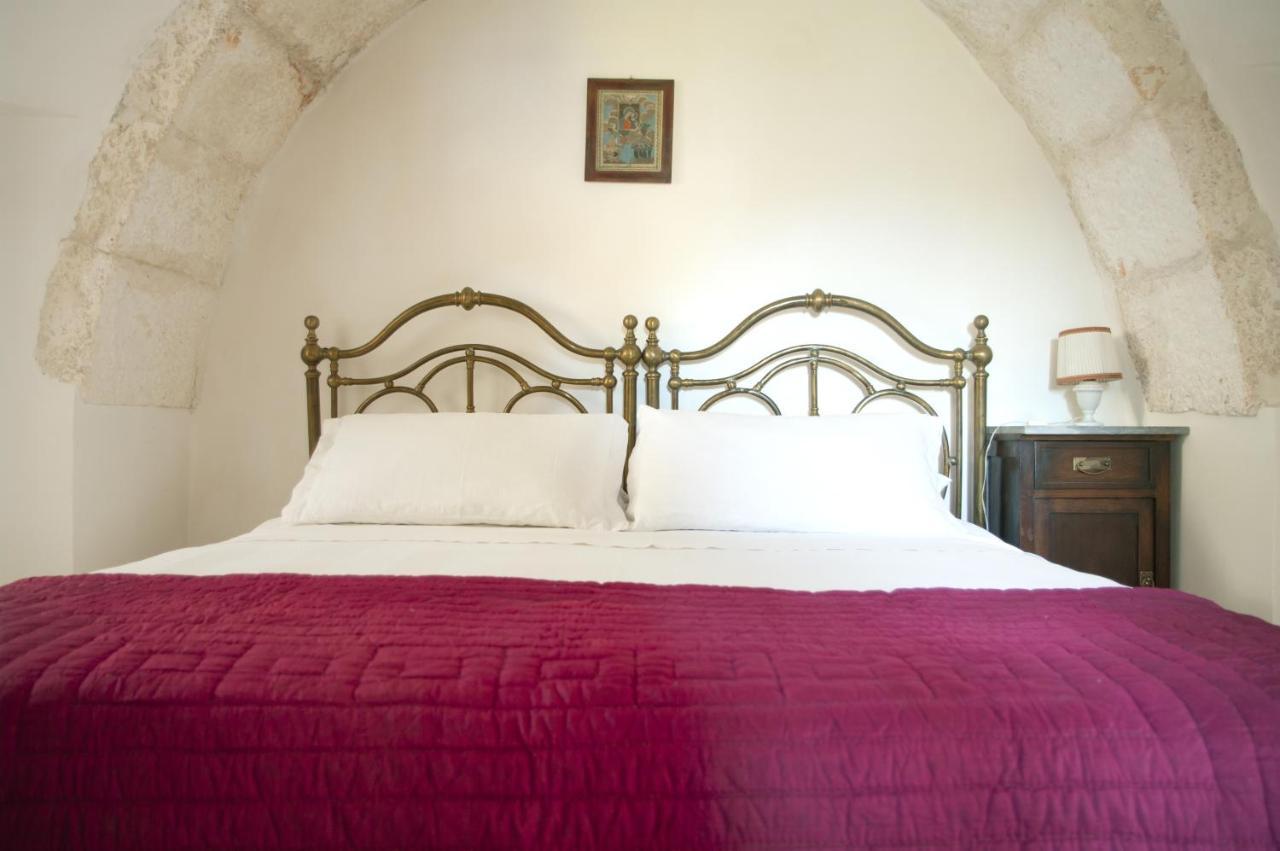 Trulli Sul Vignale In Masseria Santalachicca Martina Franca Exterior foto