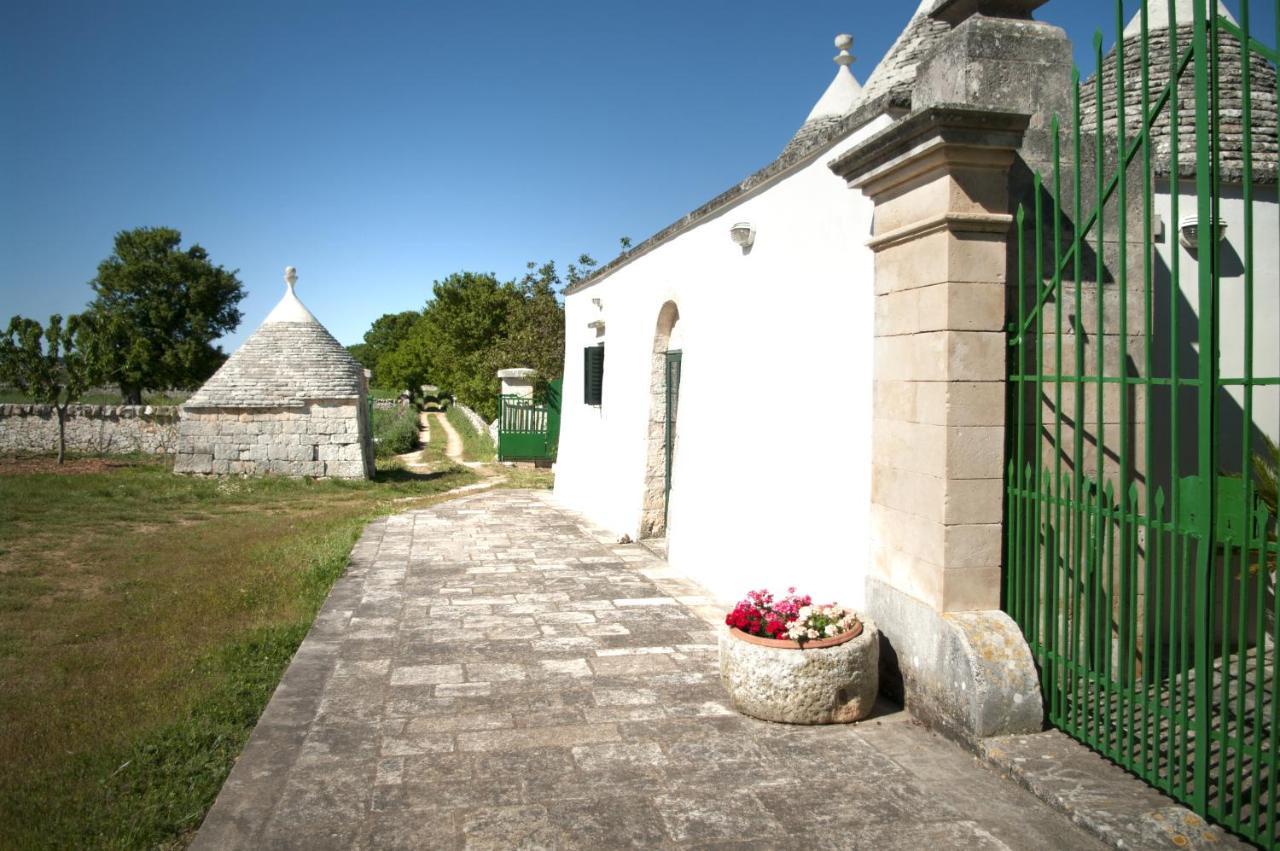 Trulli Sul Vignale In Masseria Santalachicca Martina Franca Exterior foto